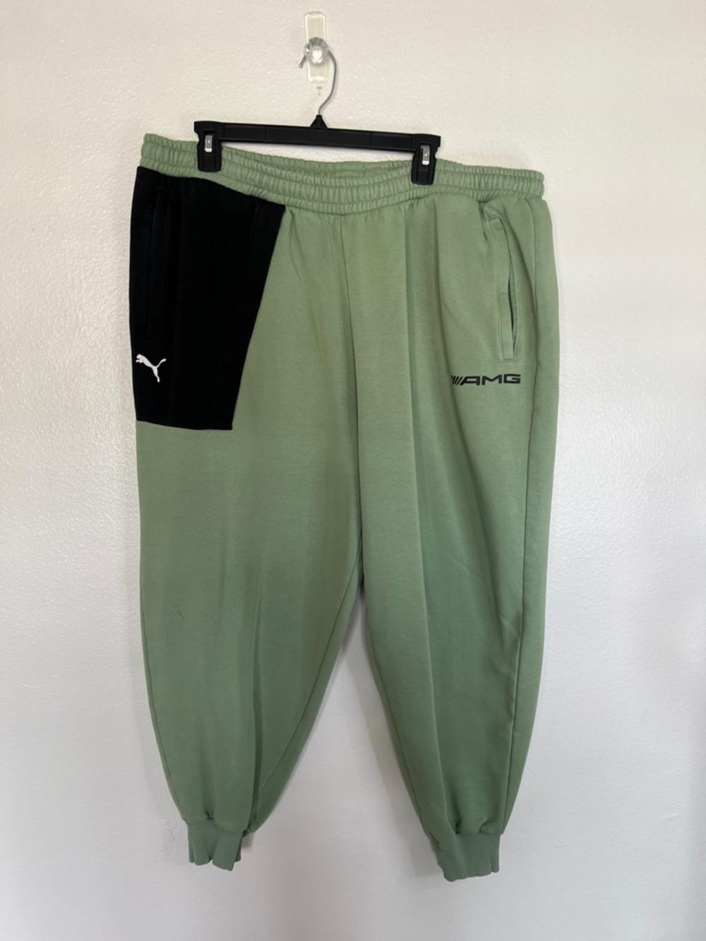 EUC PUMA Mercedes AMG F1 Statement Sweatpants Green Black Men's Size XXL